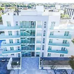 Perla Aparthotel