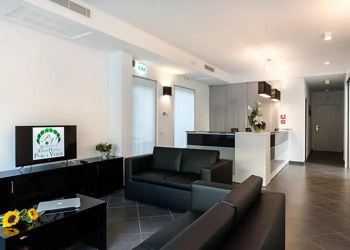 Perla Apartahotel 4*